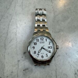 Citizen eco drive wr 100 white face with date. New no box.